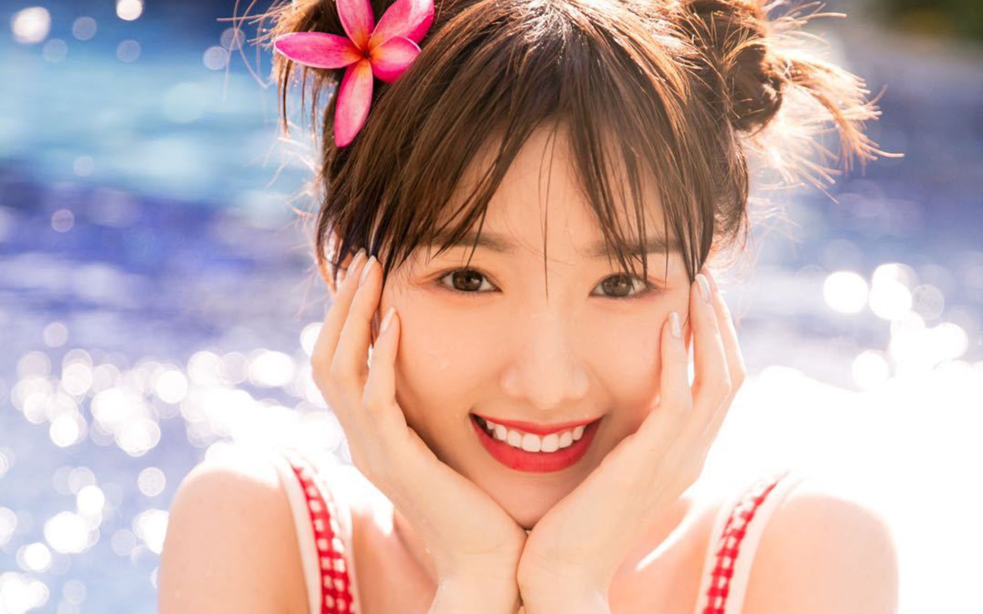 跳水环节荷兰完成高难度动作，荷兰女子跳高