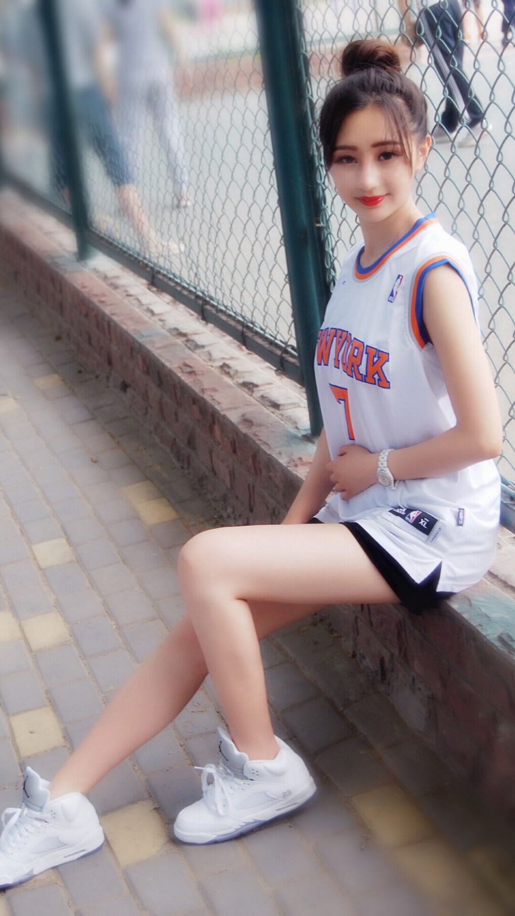 开云ky官网-9月16-17日足球赛事分析：胜负关键点揭晓，9月19日足球